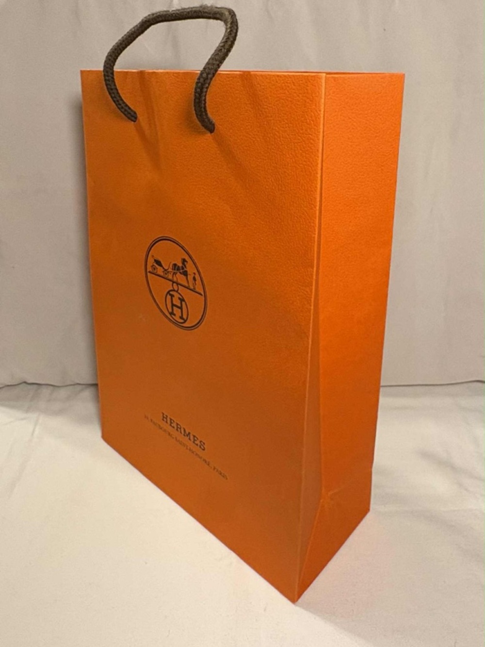 Hermes orange paper shopping bag 11.5”x8.5”